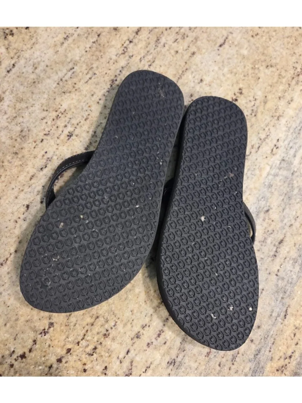 LL Bean Women’s Size 8 Black Flop Flops 275038 - Picture 11 of 12